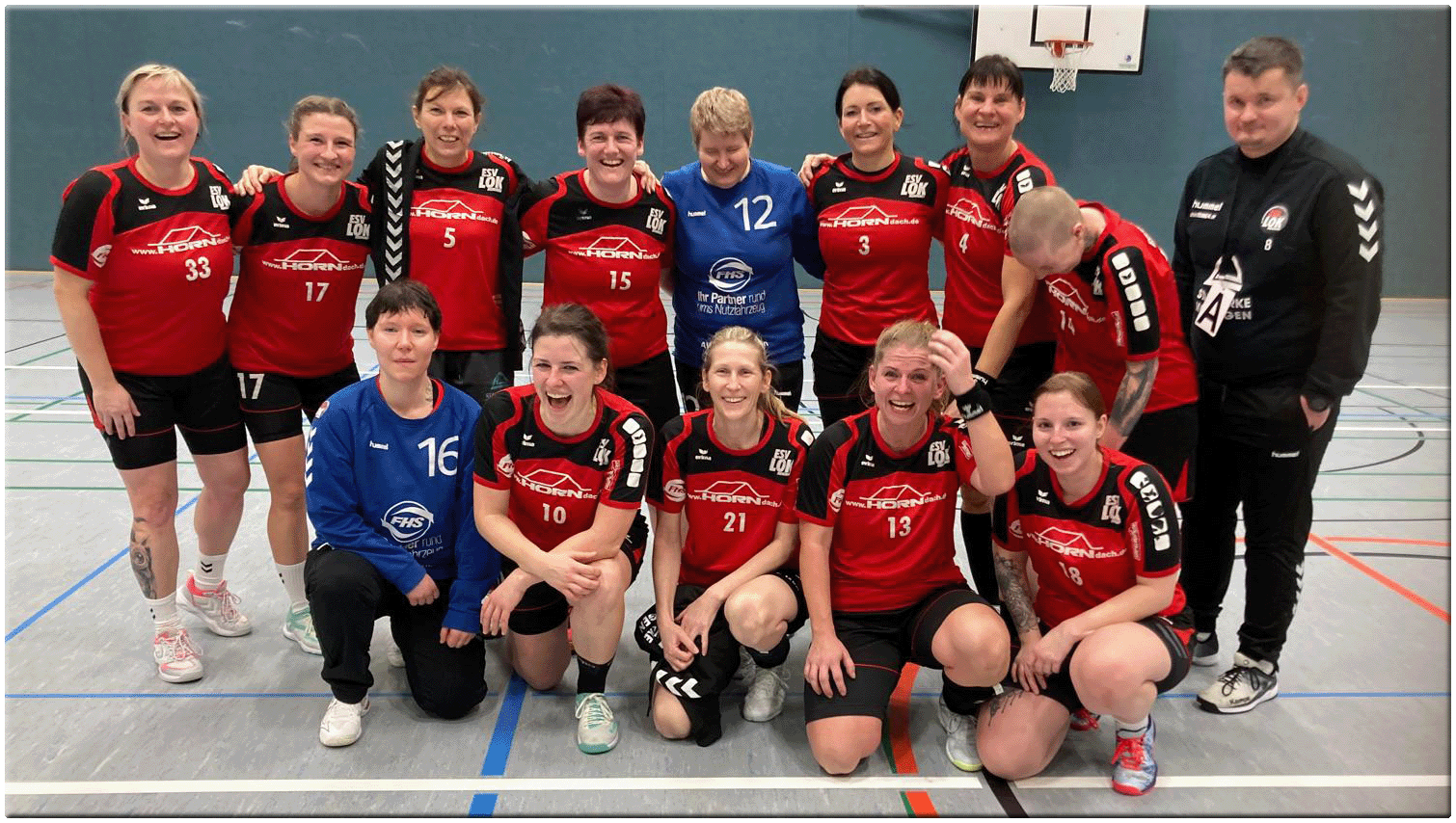 zur Frauenmannschaft
